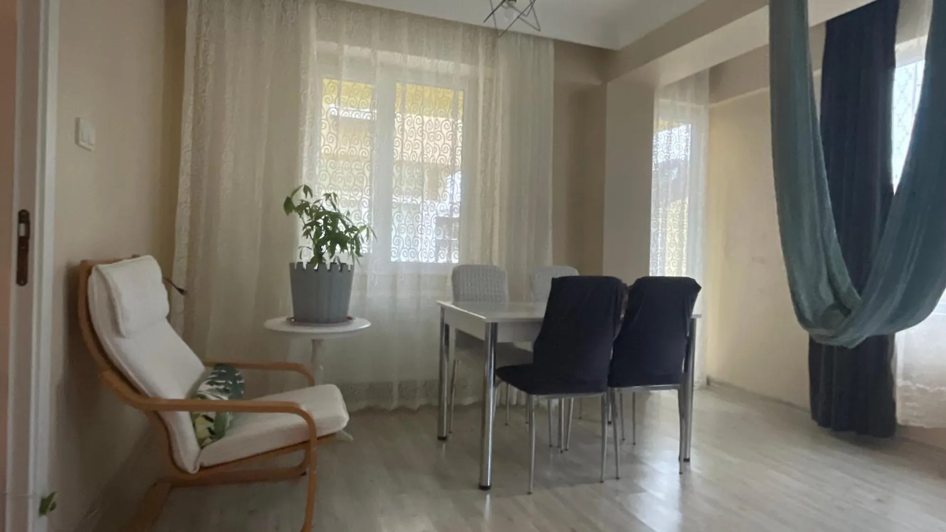 Bulgurlu Metroya 5 Dk Hotel Istanbul Guest house